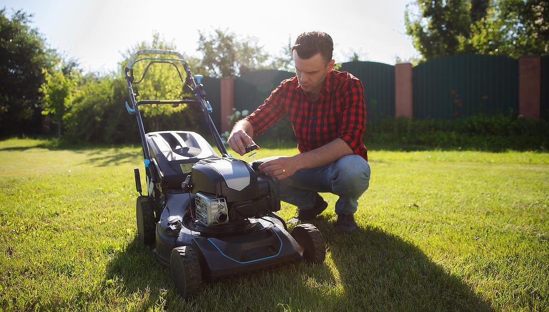 Lawn Mower Oil Selection